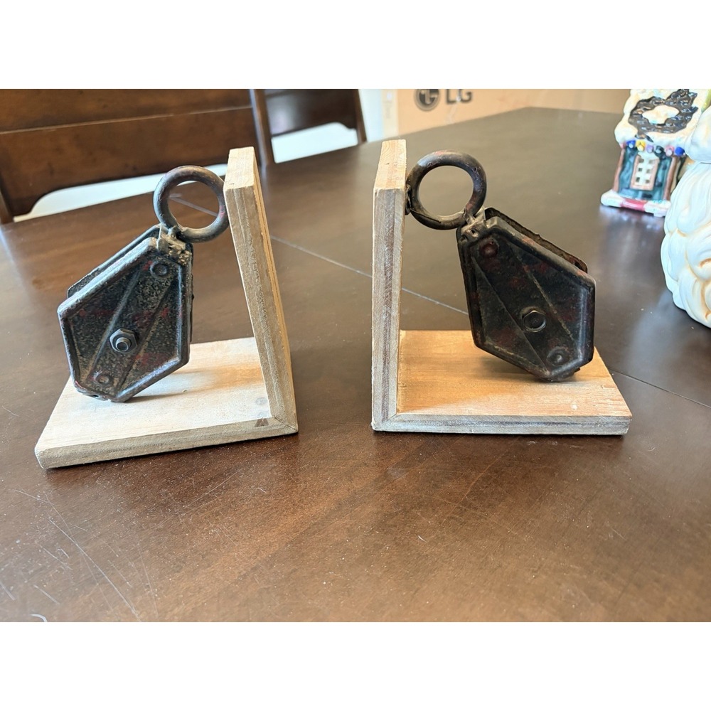 Vintage Industrial Barn Pulley Bookends Pair Rustic Primitive Farmhouse